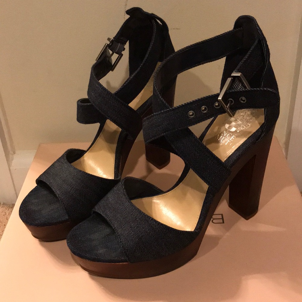 Brand New Vince Camuto